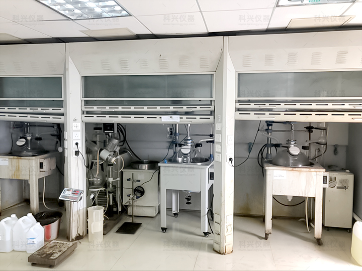 上?？婆d儀器與某公司合作